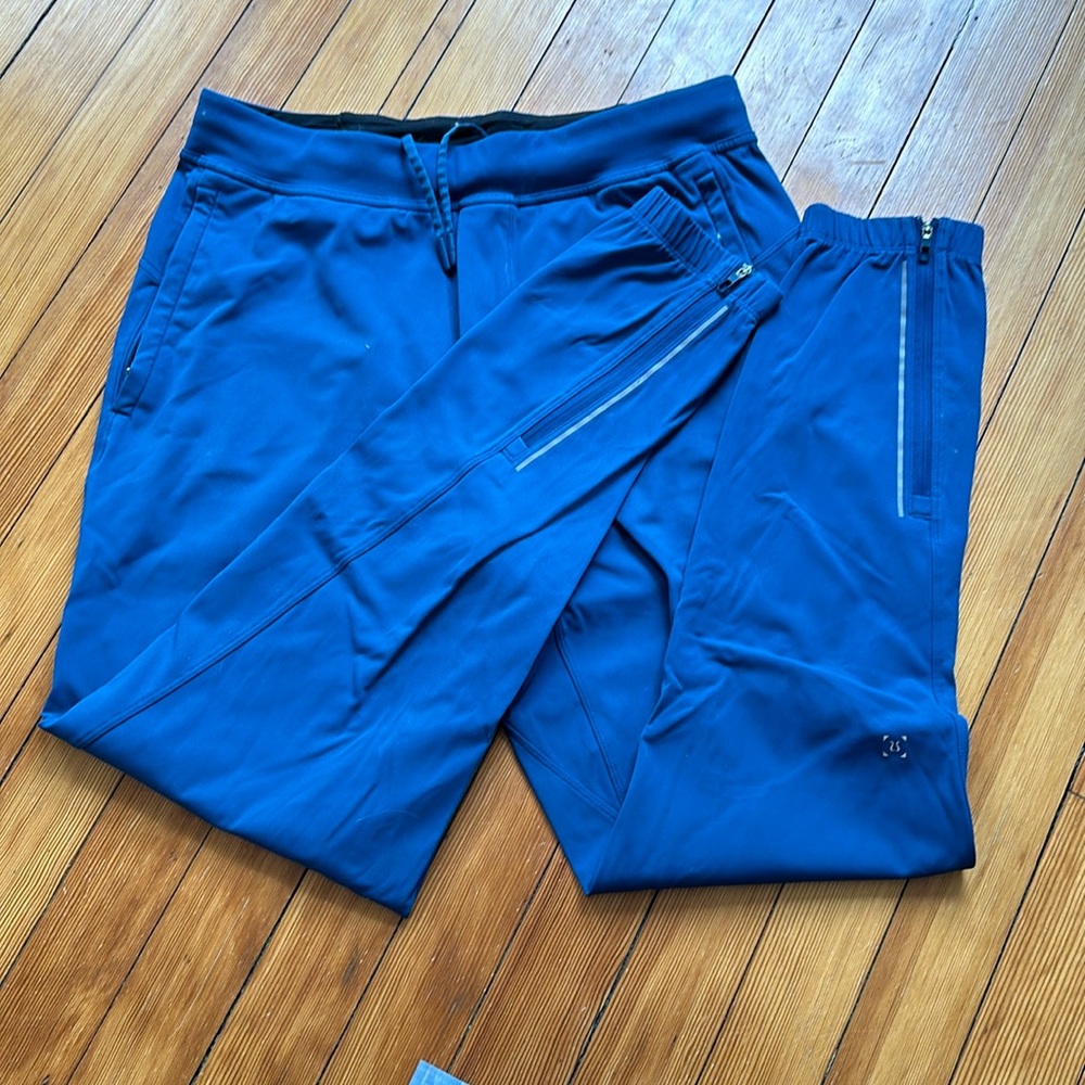 Men’s Lulu lemon surge joggers